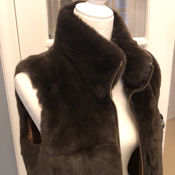 Milly fur vest❤️ - Picture 2 of 9